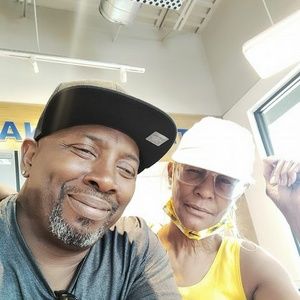 Meet your Posher, Raymond